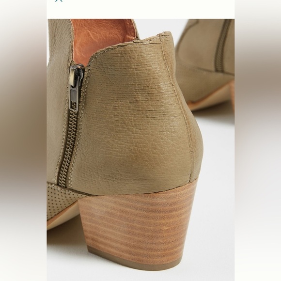 Silent D heeled ankle boots khaki western pointed toe booties 39/ 8 - 8.5 - Picture 8 of 16